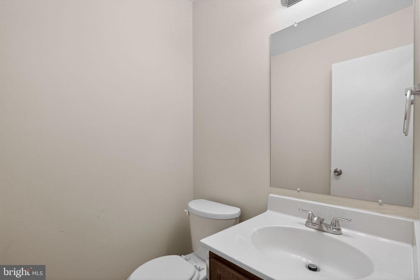 9510 Fox Run Drive photo 24