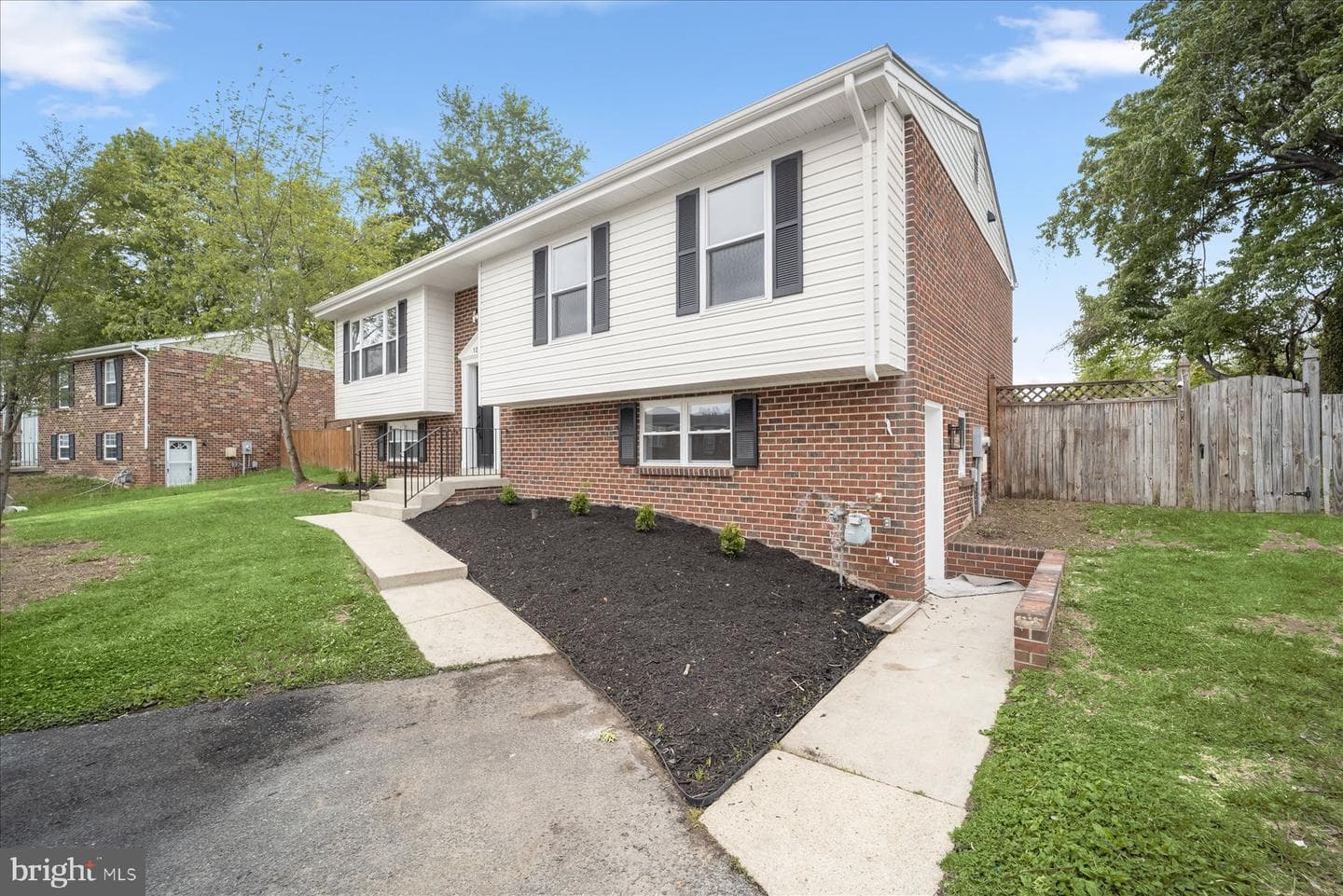 12216 Birchview Drive photo 4