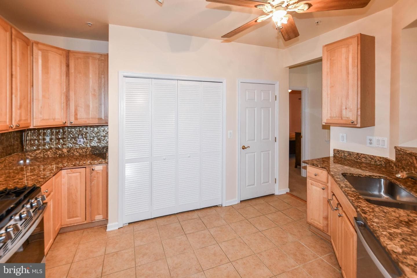 2007 Connor Court #701b photo 11