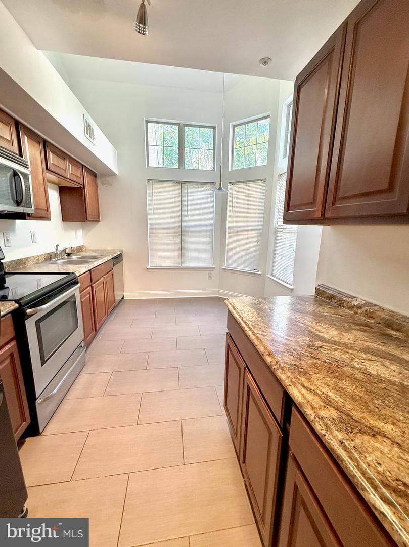 13918 King George Way #374 photo 8