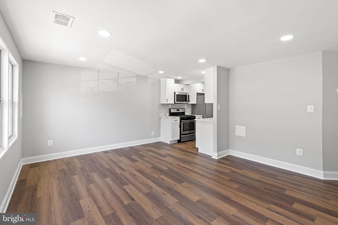 1709 Dutch Village Drive #m-394 photo 7