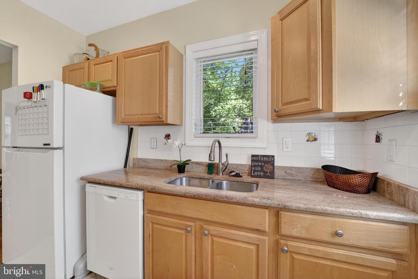3913 Madison Street photo 8