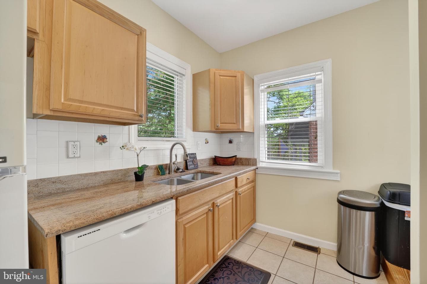 3913 Madison Street photo 9