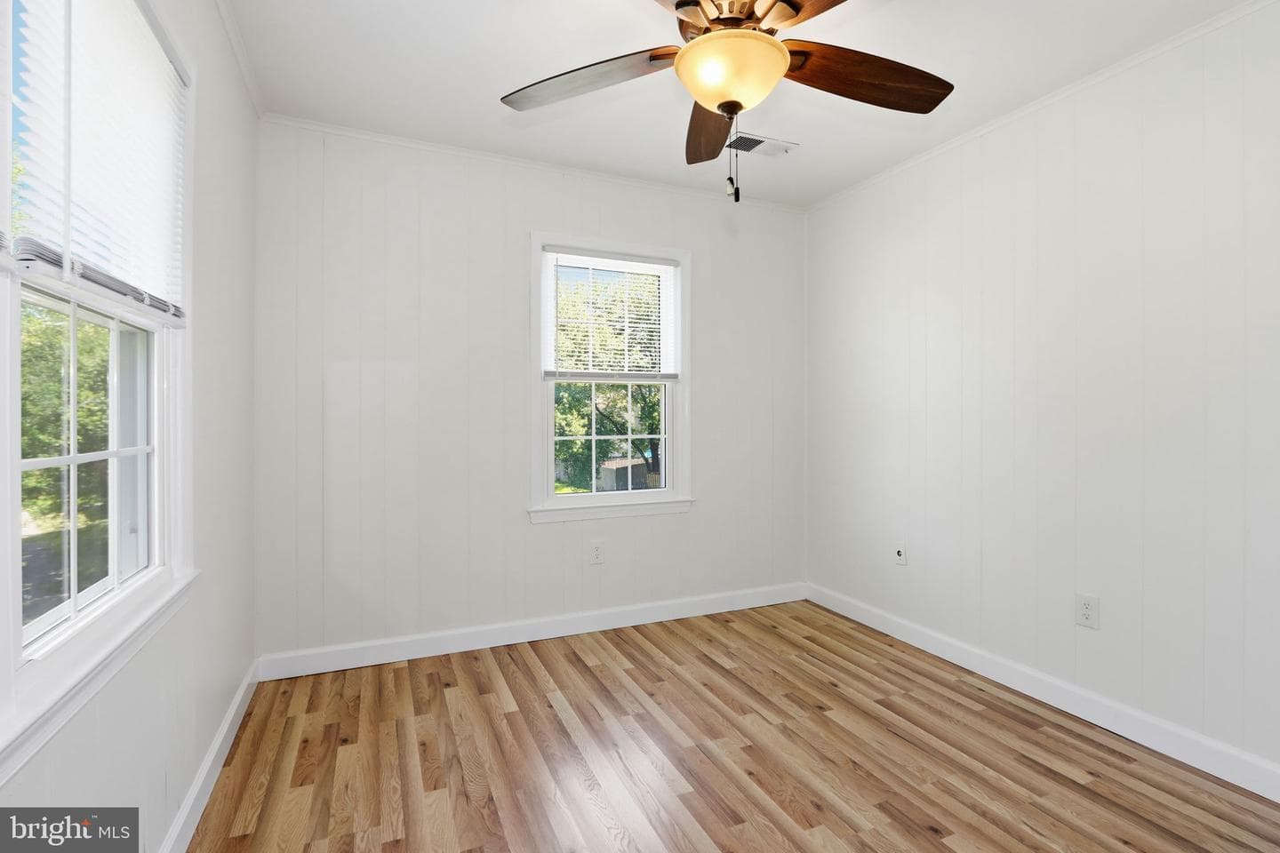 201 Castleton Place photo 22