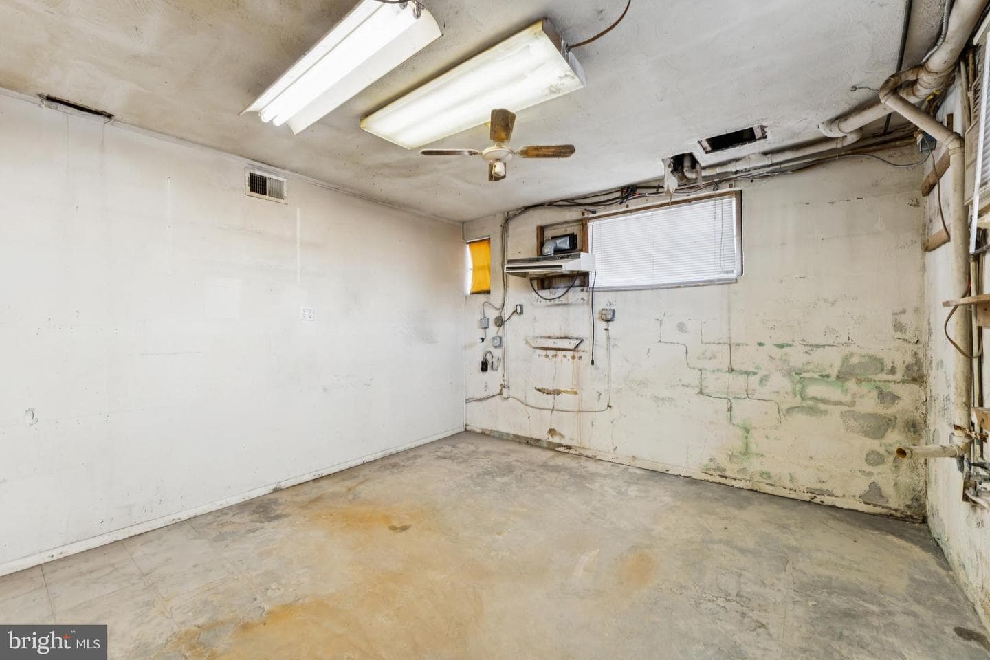 1004 White Oak Drive photo 30