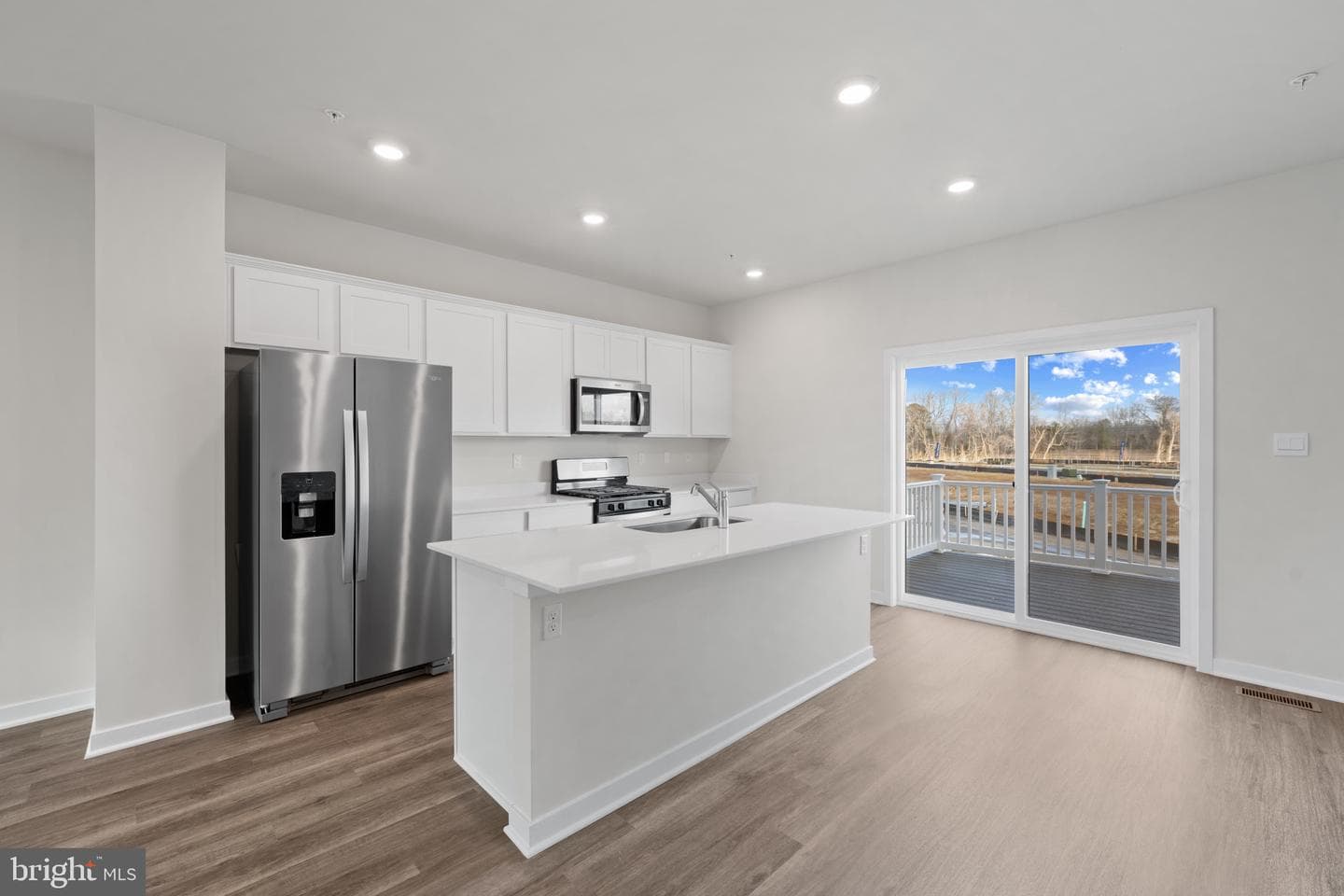 15041 Douglas Fir Lane photo 10