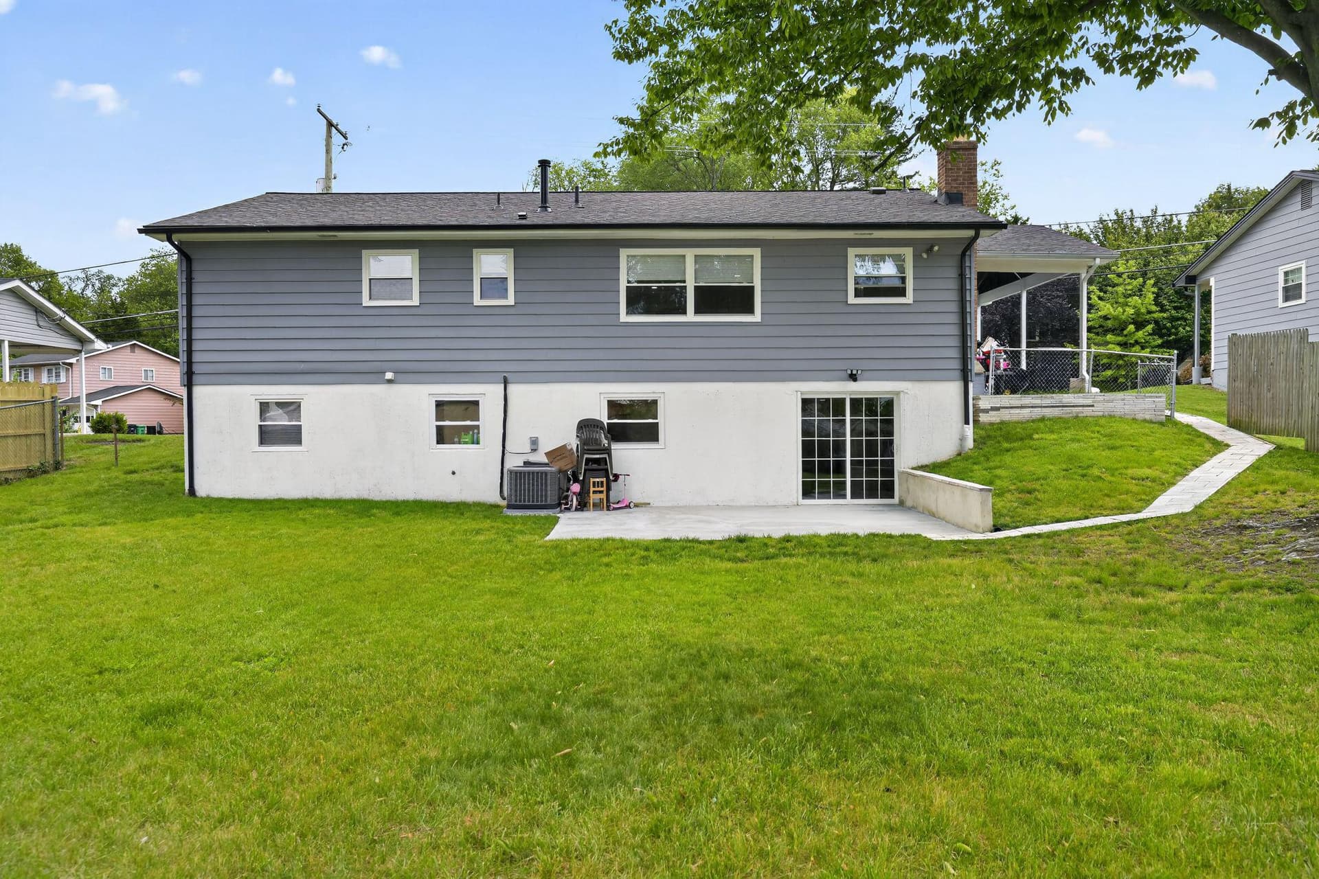 2608 Kingsway Road photo 29