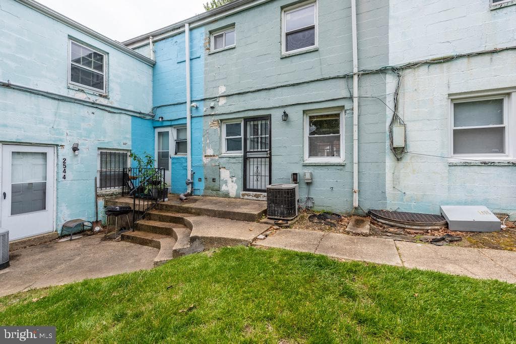 2540 Iverson Street photo 21