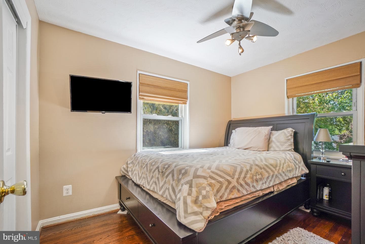 7218 Glenridge photo 18