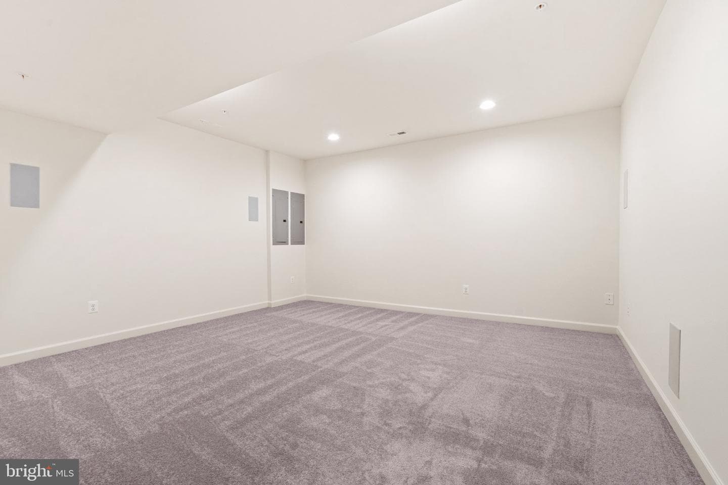 8400 Cedar Chase photo 40