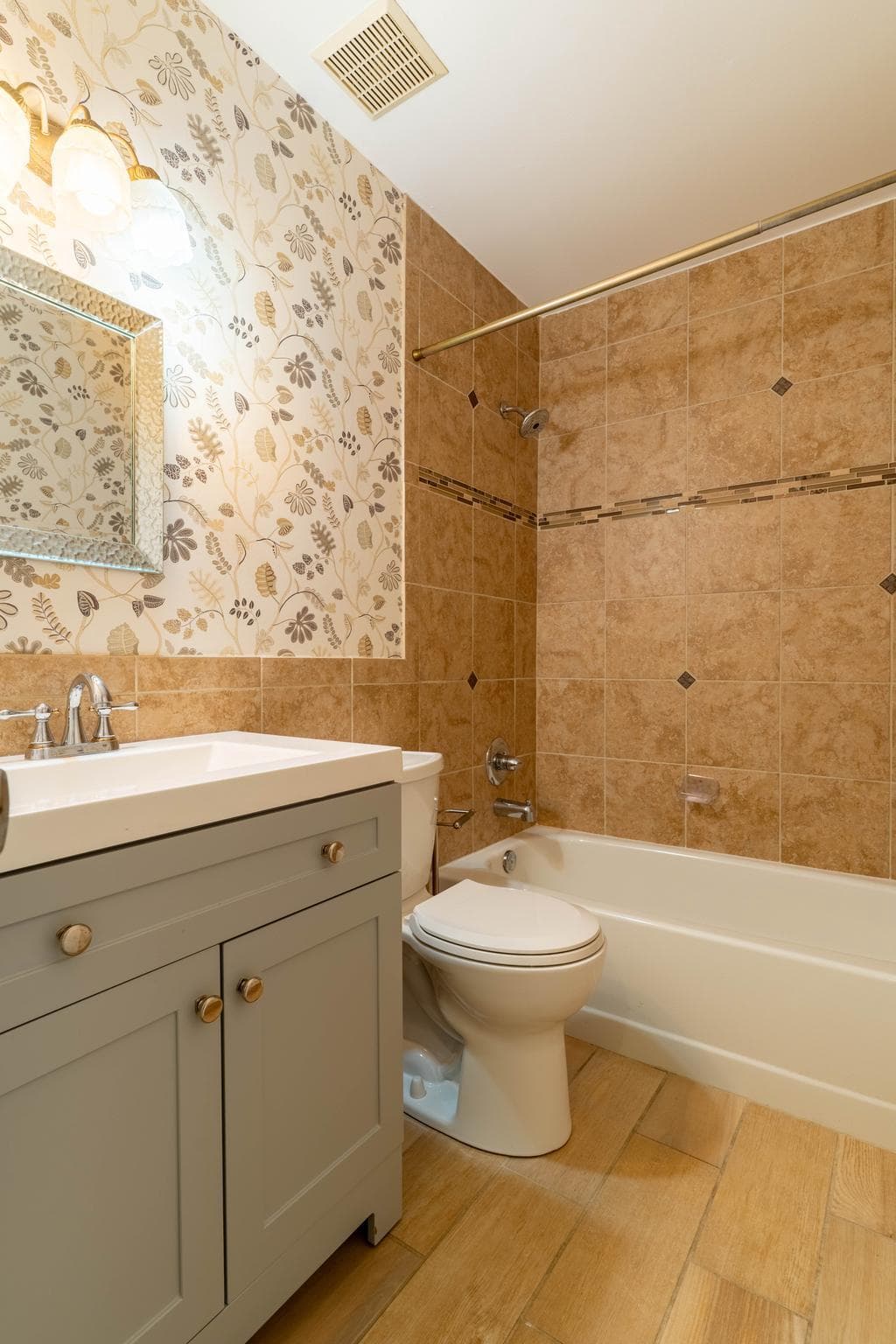 5922 Surratts Village Drive photo 31