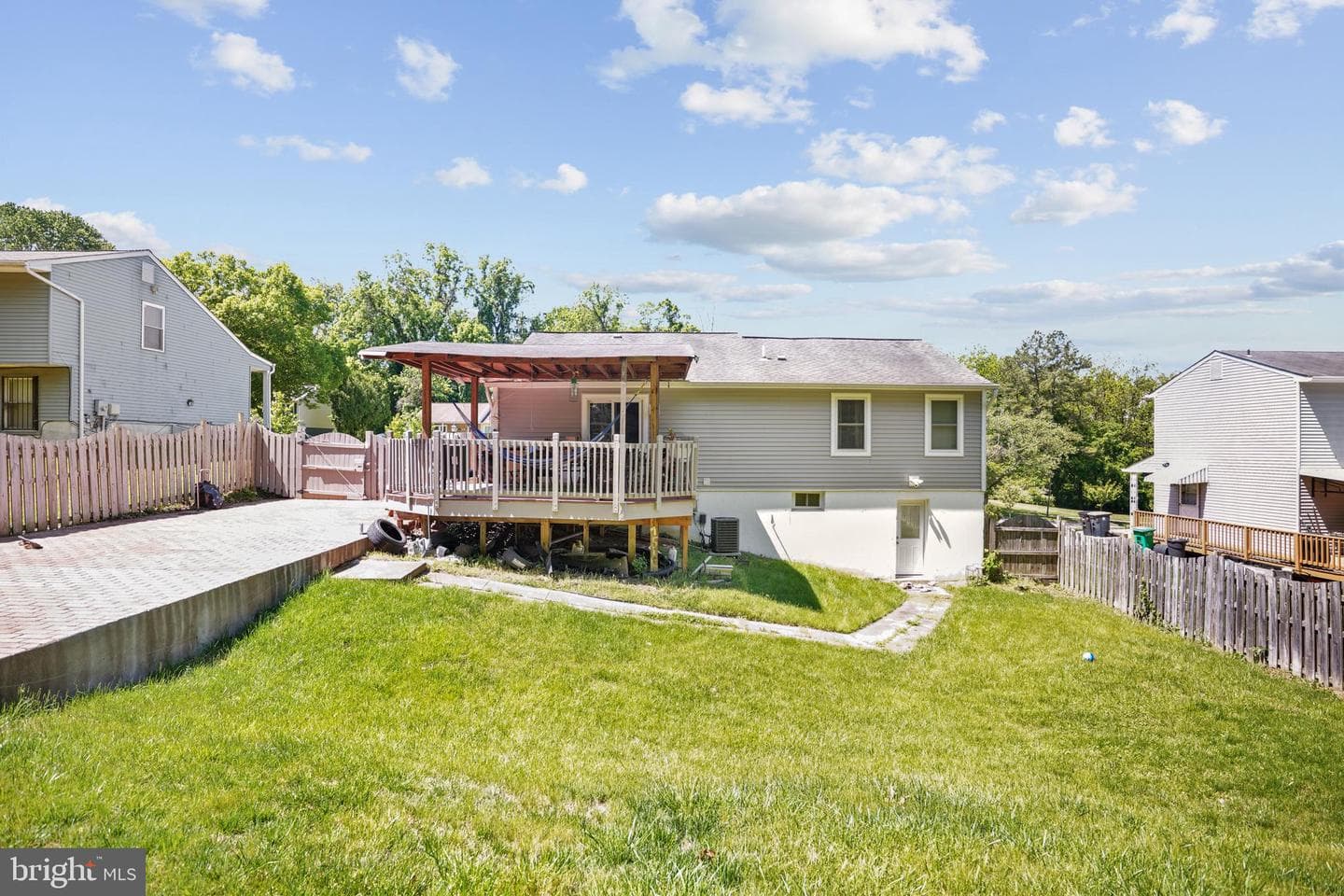 7518 Bentree Road photo 26