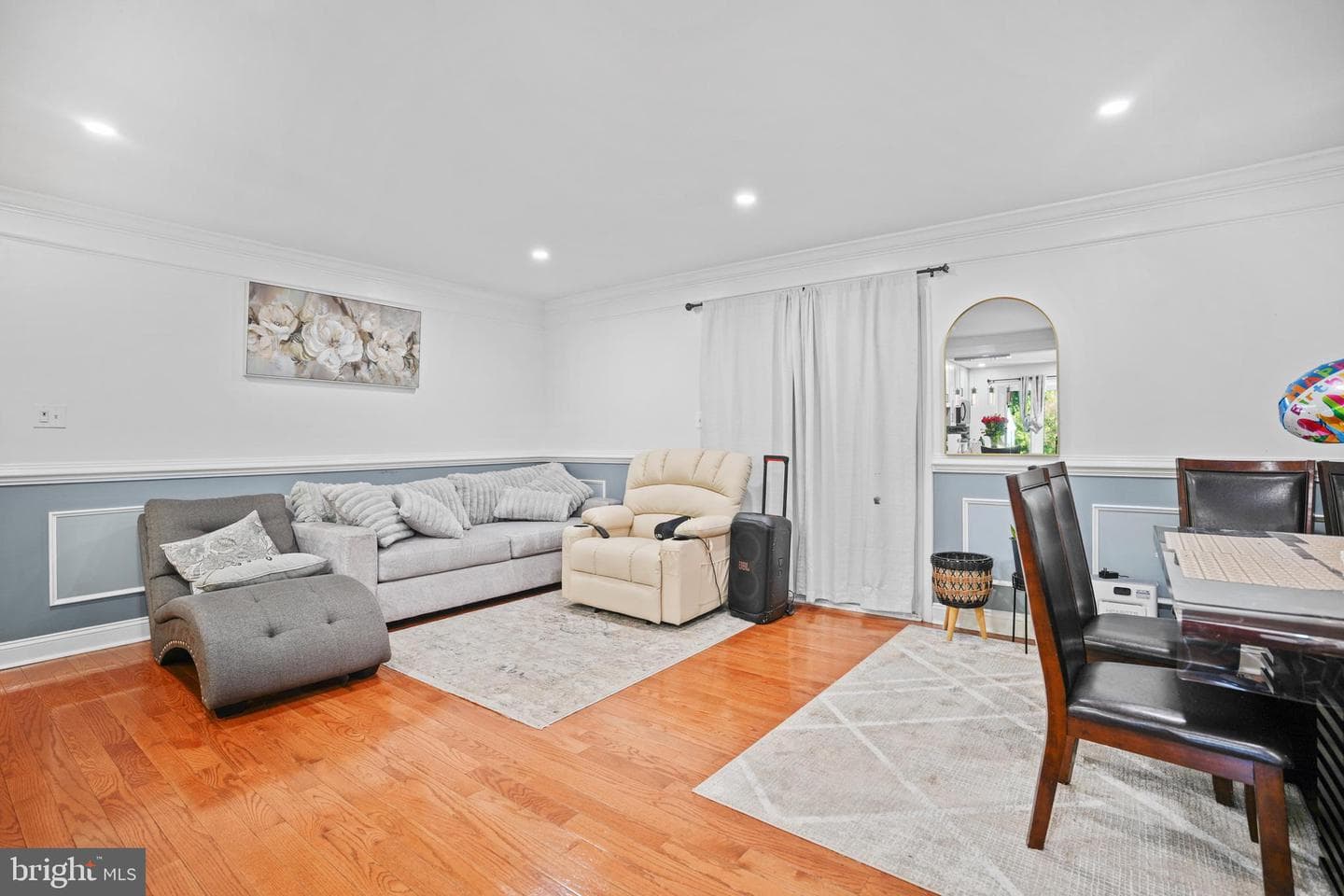 7518 Bentree Road photo 4