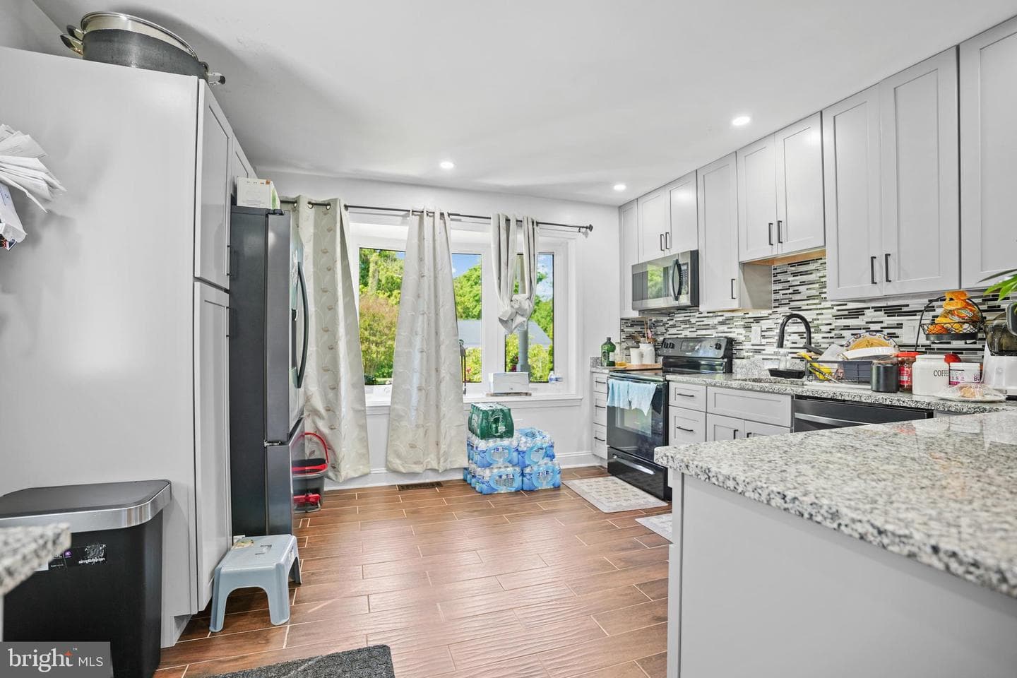 7518 Bentree Road photo 6