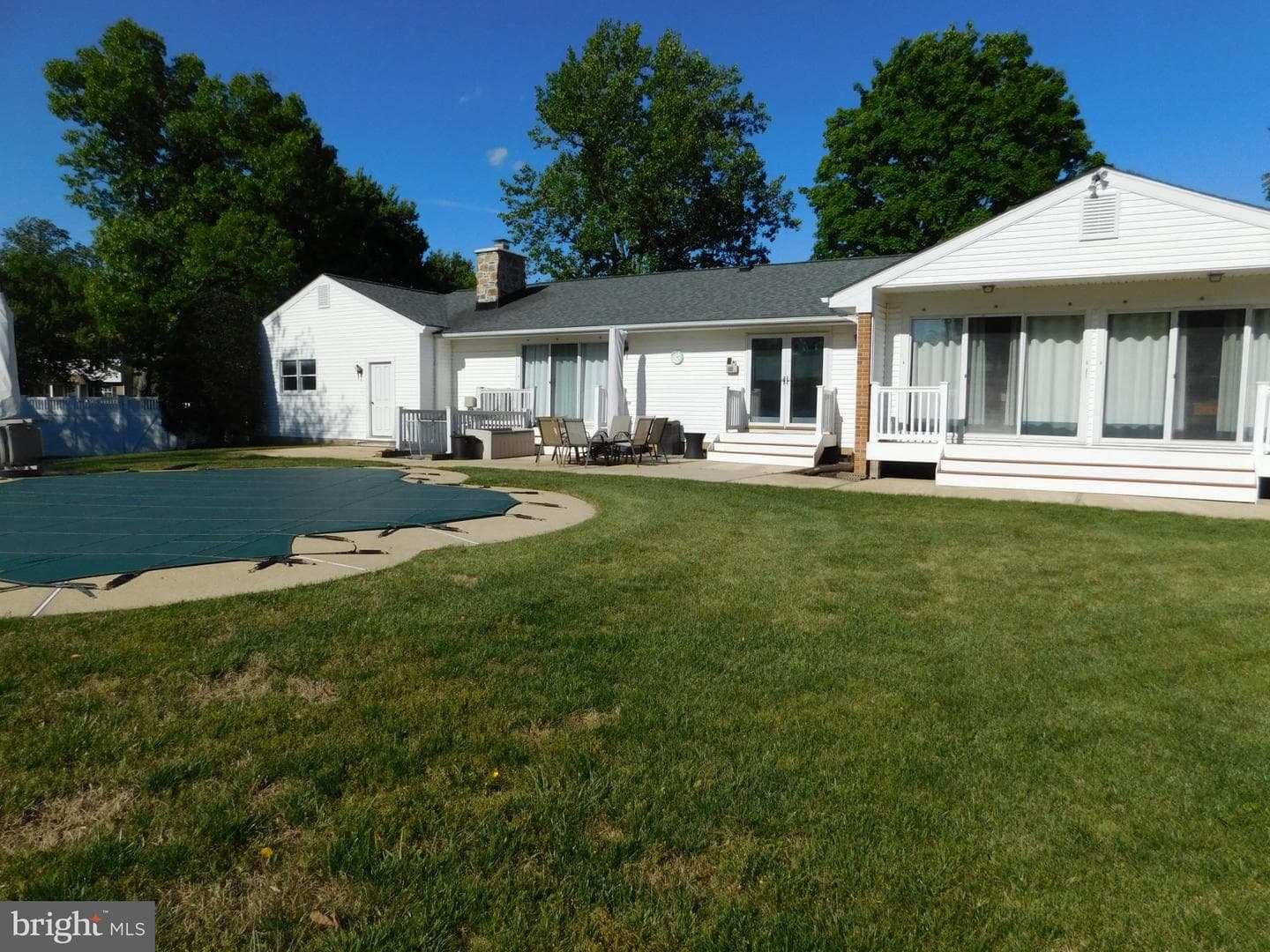 16704 Goldsborough Avenue photo 6