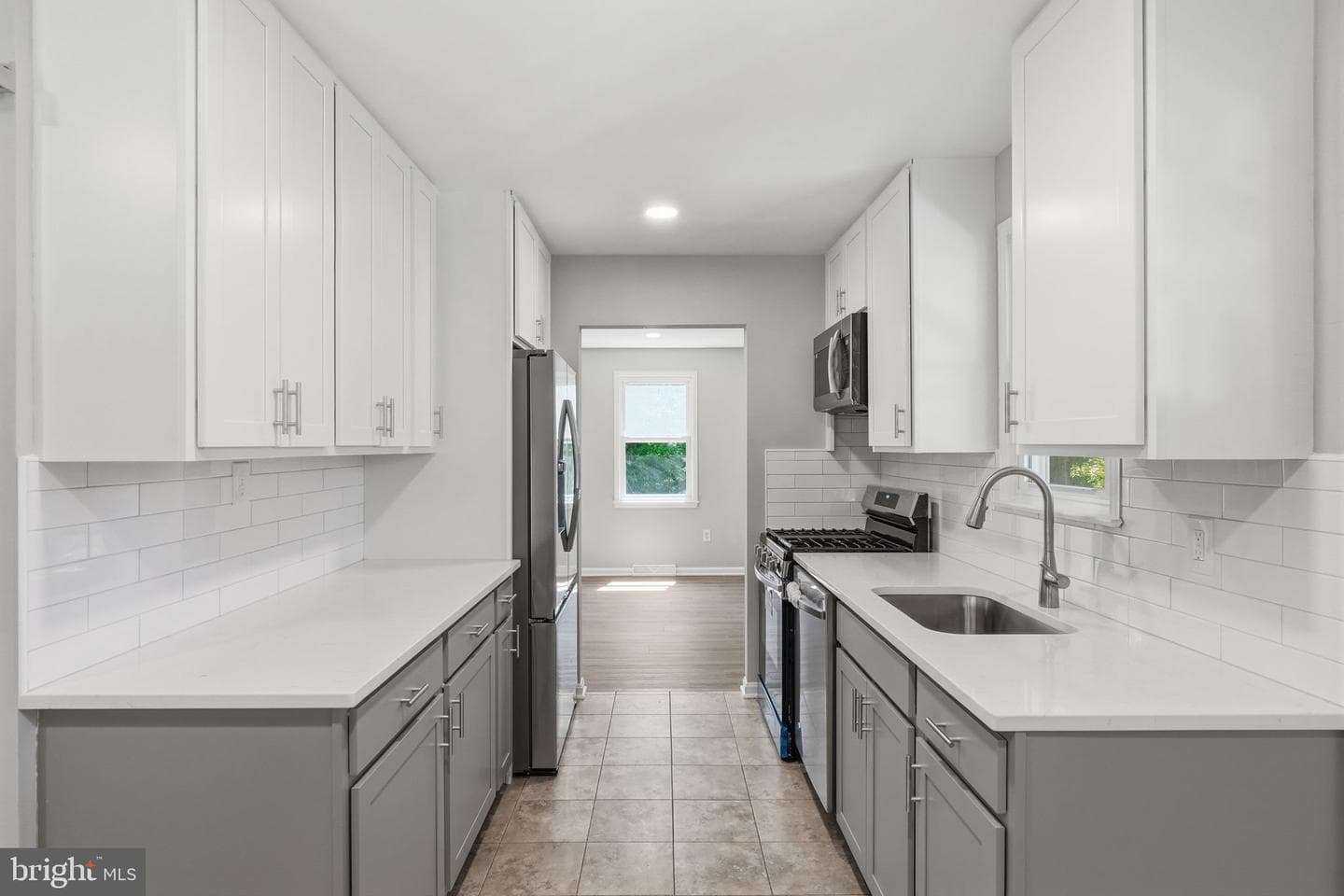 2621 Lackawanna Street photo 7