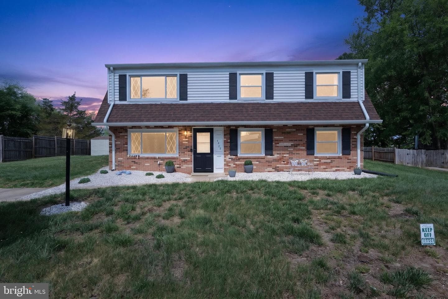 4328 Canyonview Drive photo 2