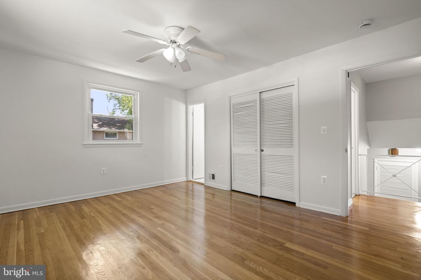 9109 Drake Place photo 15