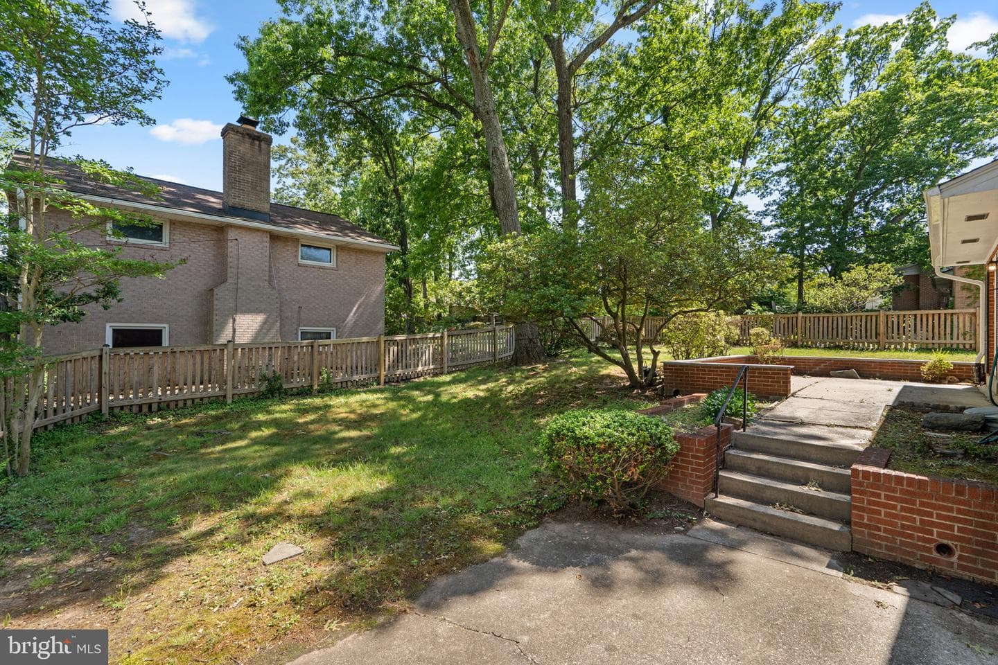 9109 Drake Place photo 32