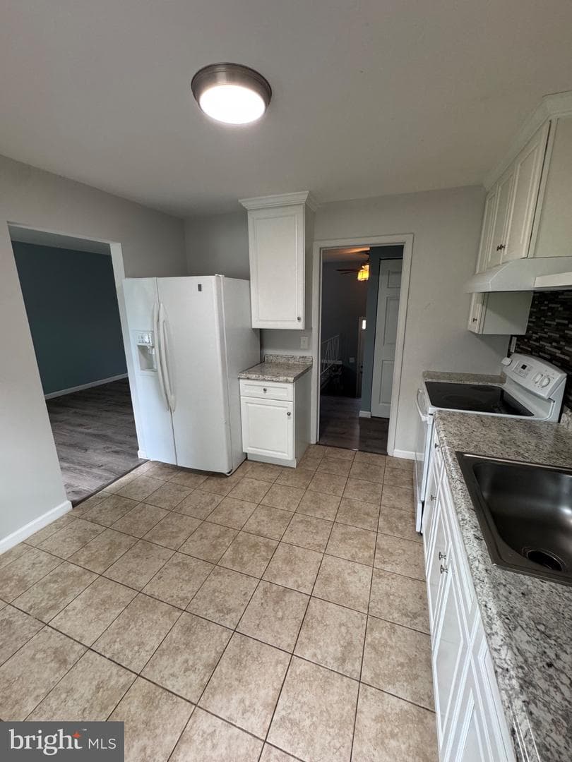 9507 Small Drive photo 12