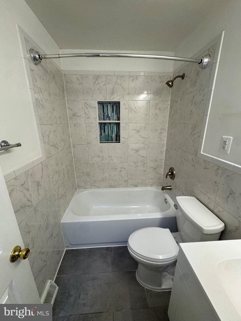9507 Small Drive photo 16