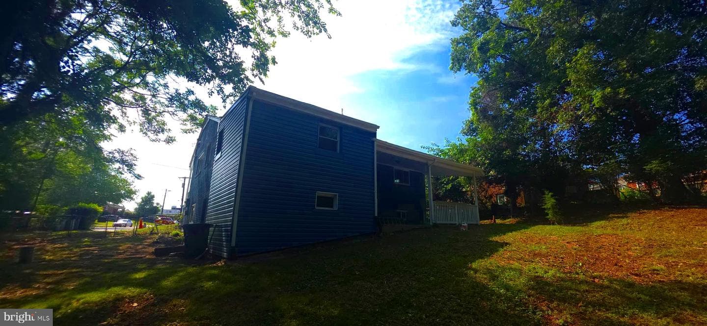 3516 Riviera Street photo 9