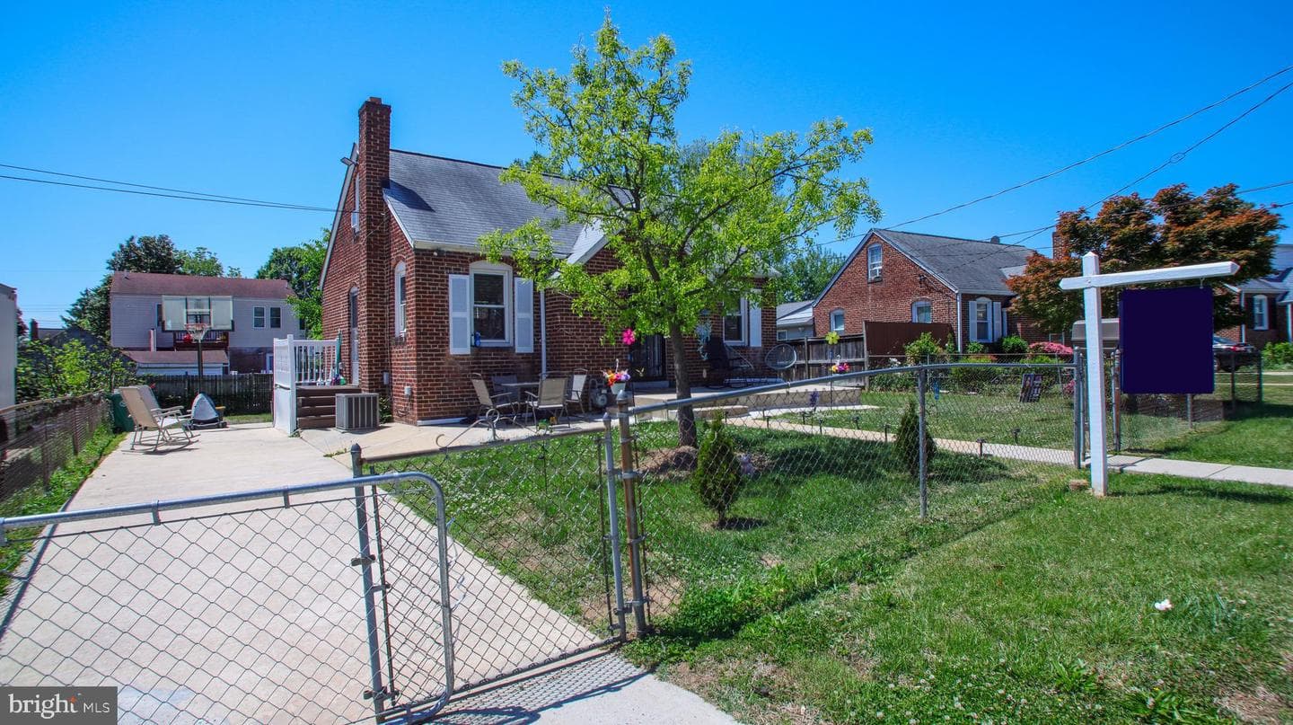 3709 Kennedy Place photo 2