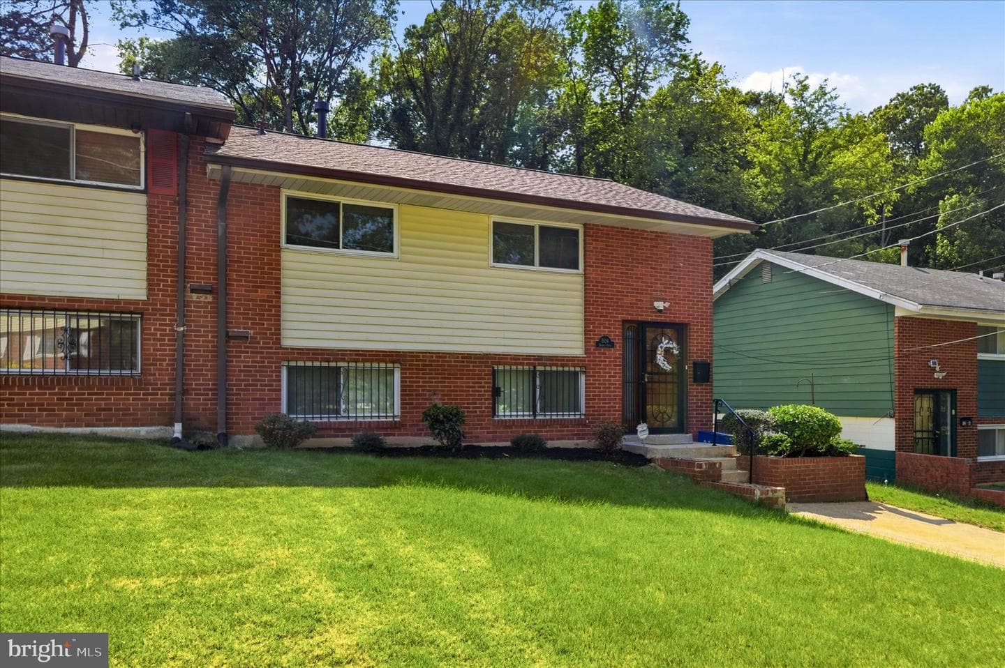 824 Booker Drive photo 3