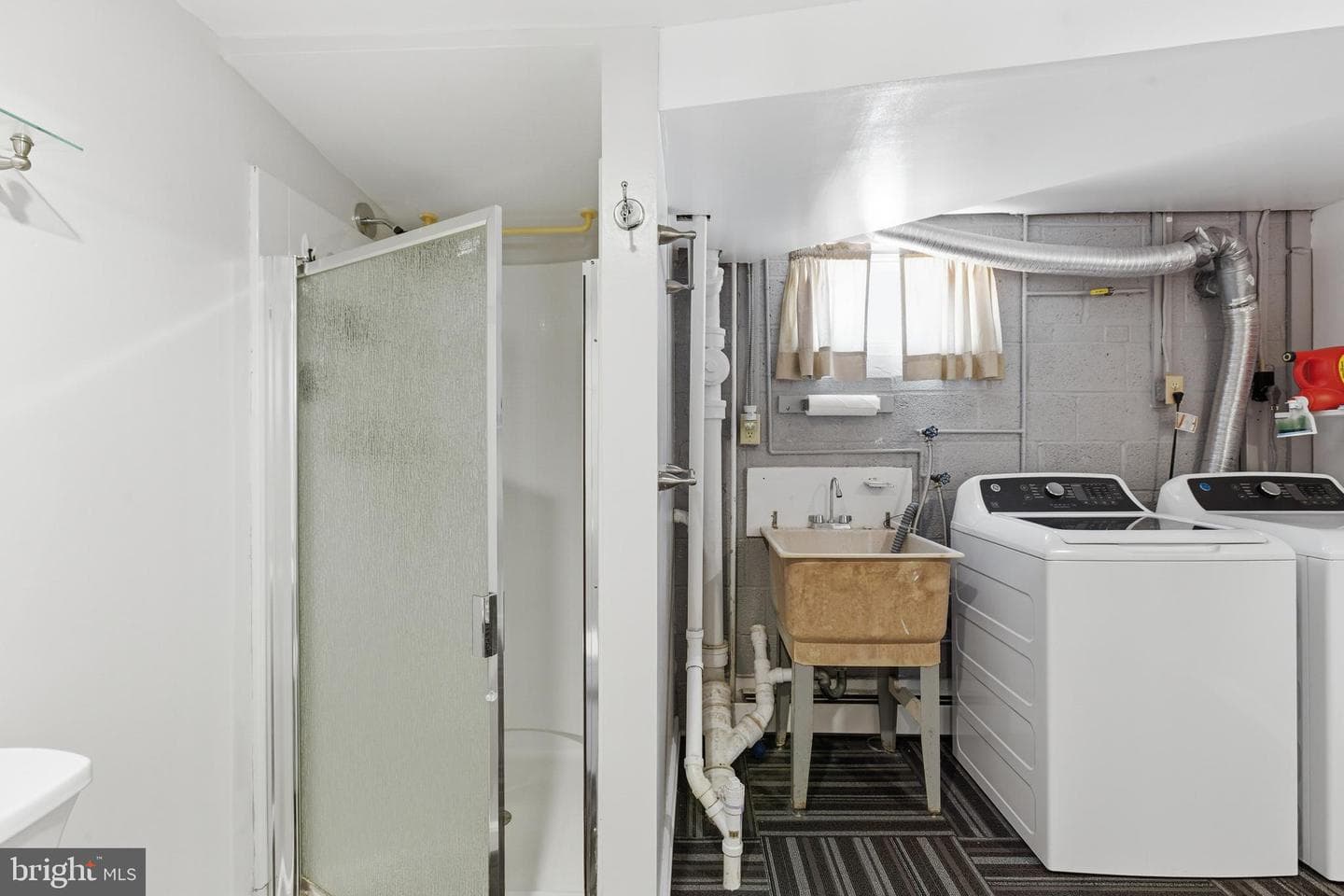 10905 Westwood Drive photo 25