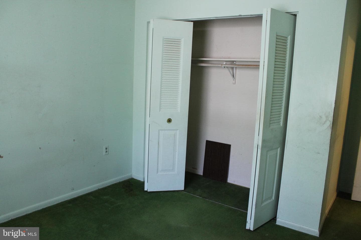9309 Cross Bow Road photo 17