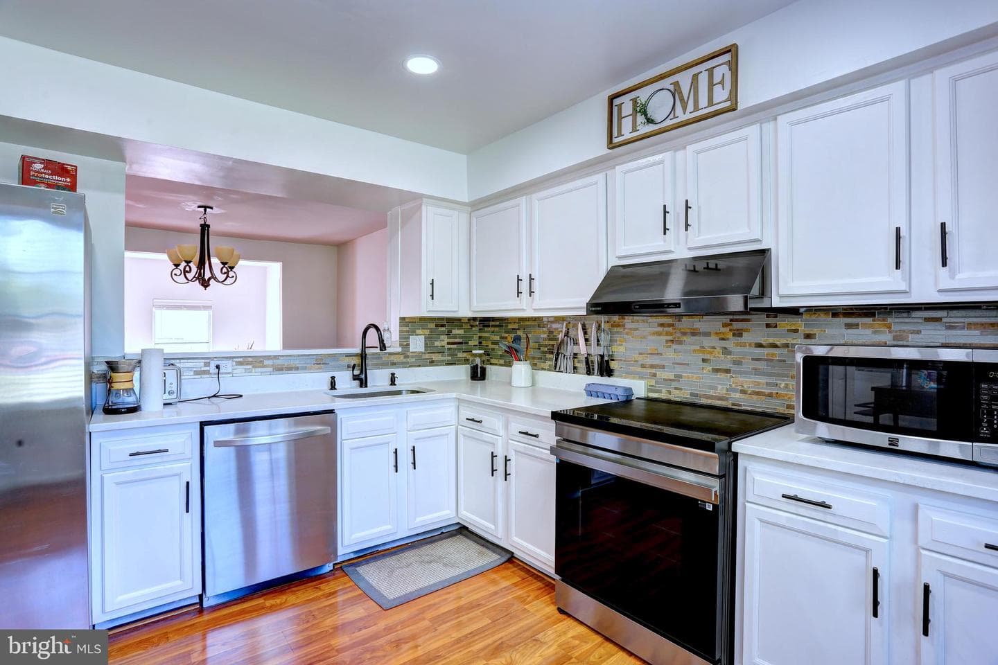 8239 Londonderry Court photo 15