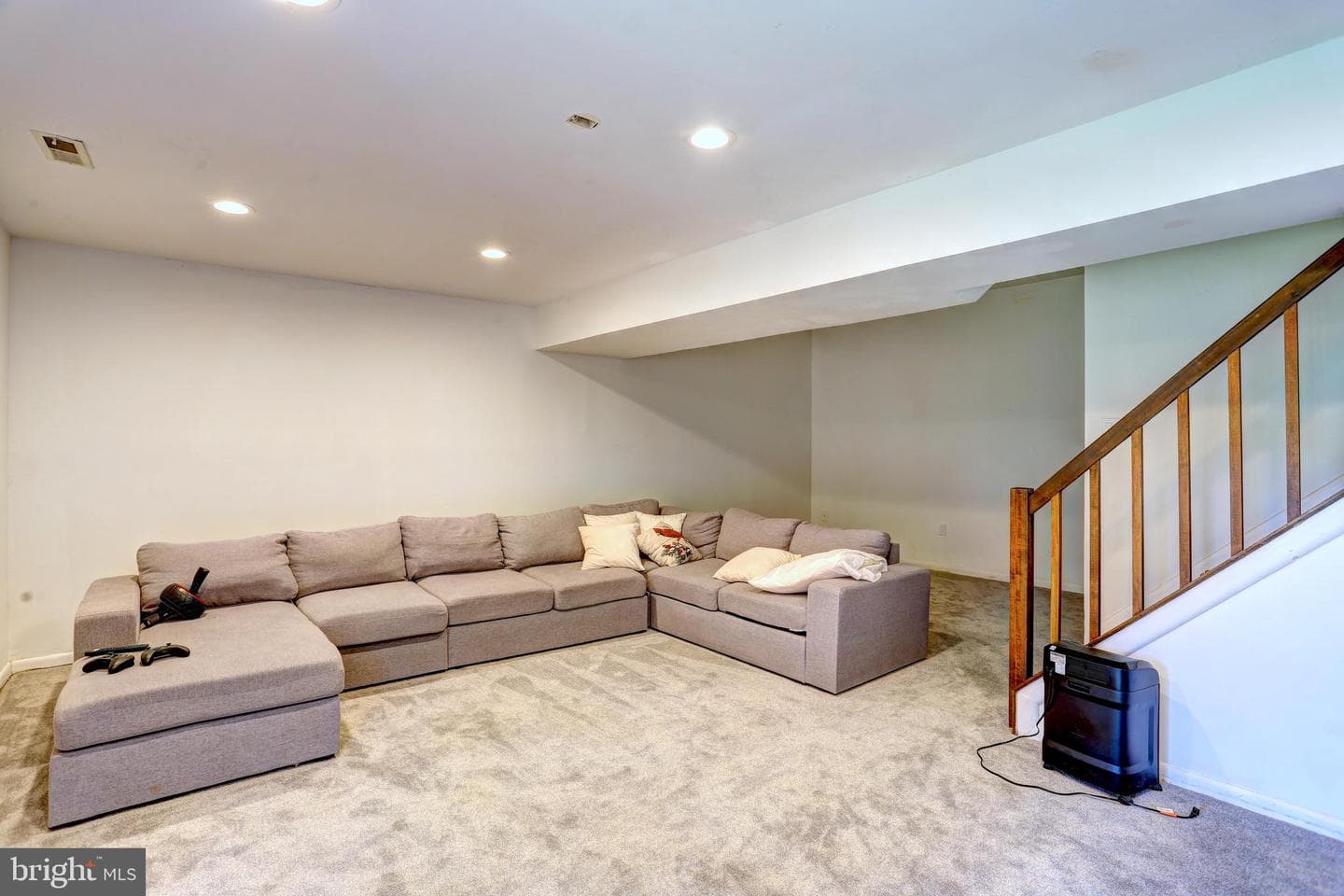 8239 Londonderry Court photo 18
