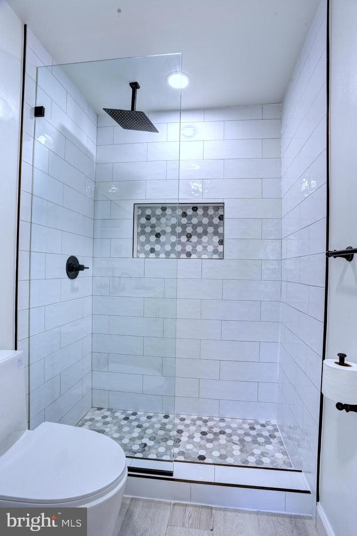 8239 Londonderry Court photo 21