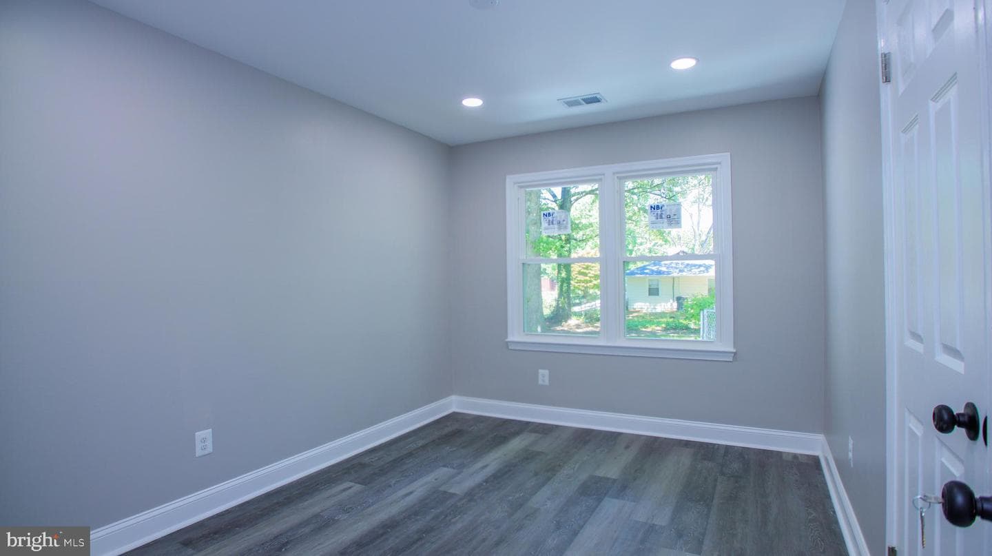 2608 Holly Drive photo 12