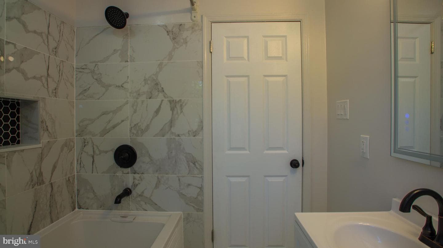 2608 Holly Drive photo 16