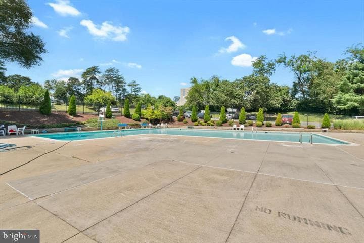 1836 Metzerott Road #1524 photo 10