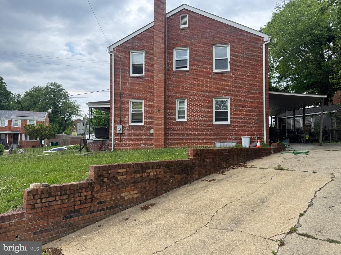 2332 Jameson Street photo 4