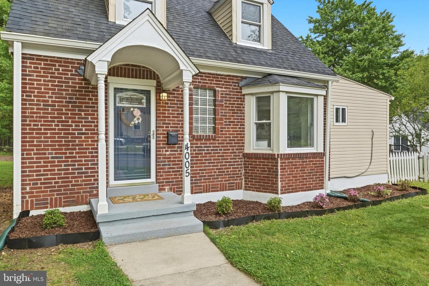 4005 Forest Grove photo 2