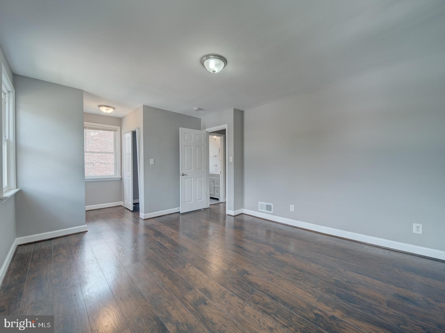 2407 Saint Clair Drive photo 38