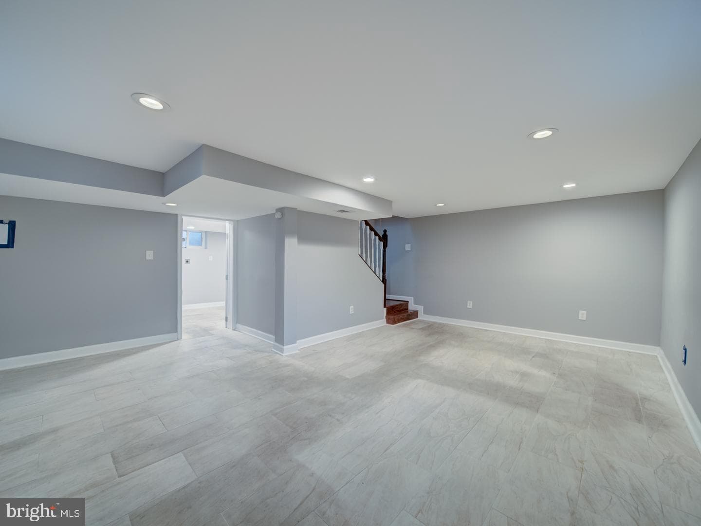 2407 Saint Clair Drive photo 41