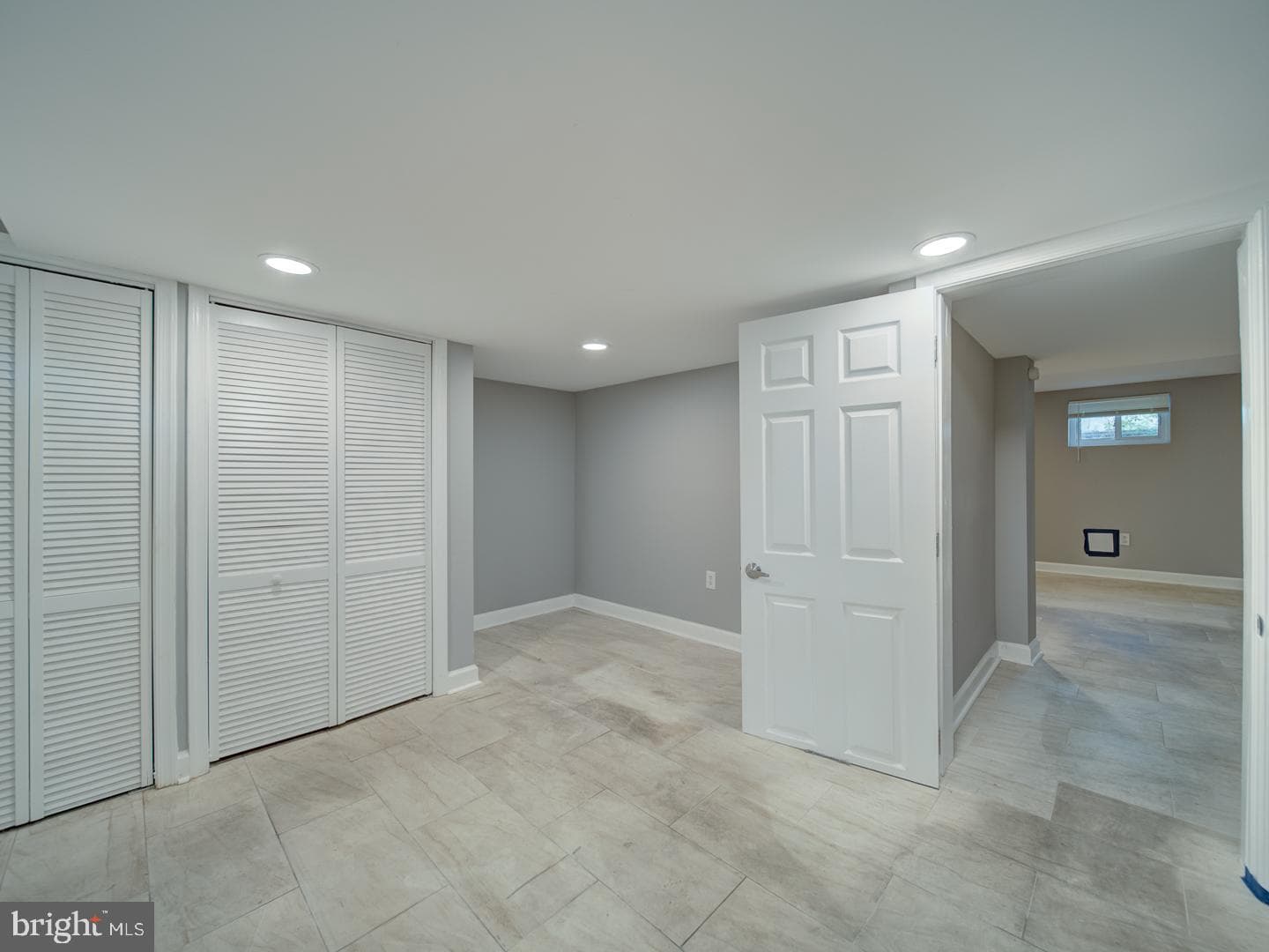 2407 Saint Clair Drive photo 43