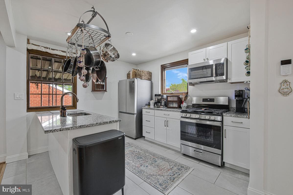 1903 Campbell Drive photo 5