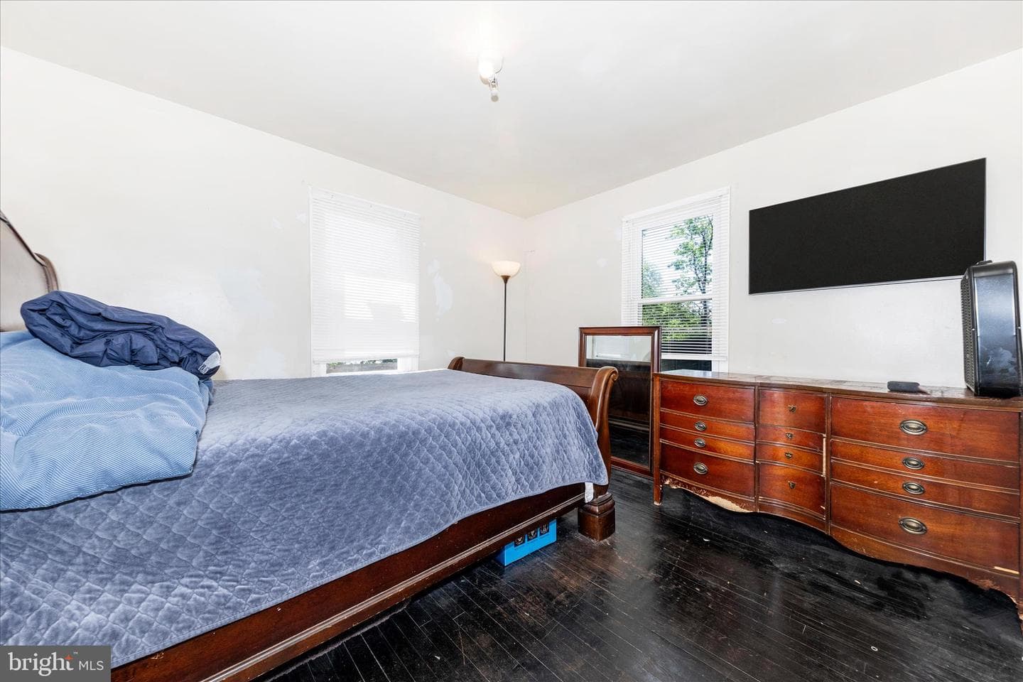 6008 Seat Pleasant Drive photo 11