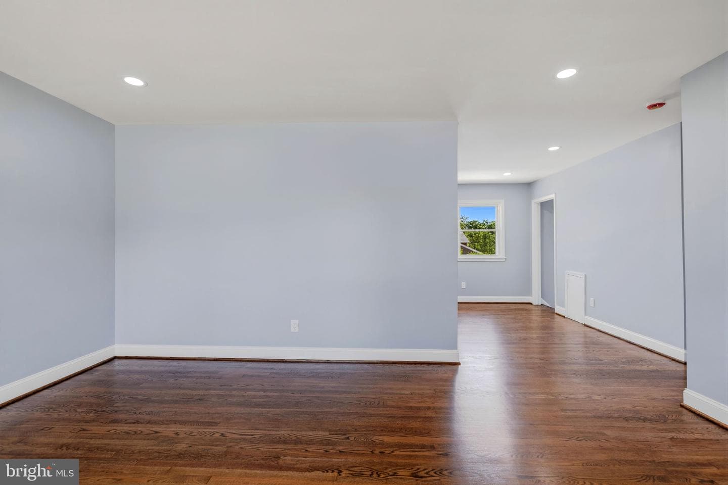 1001 Elderberry Place photo 15