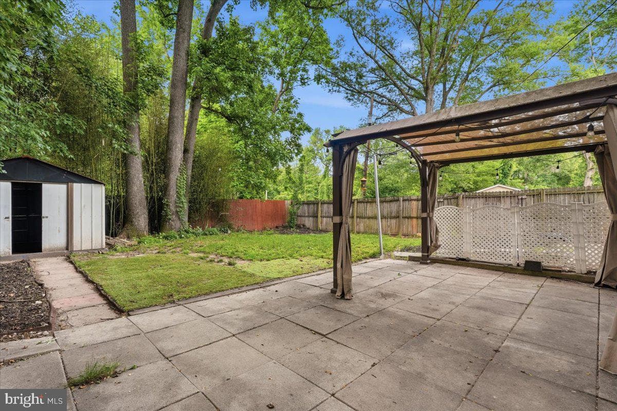 11410 Caroline Avenue photo 28