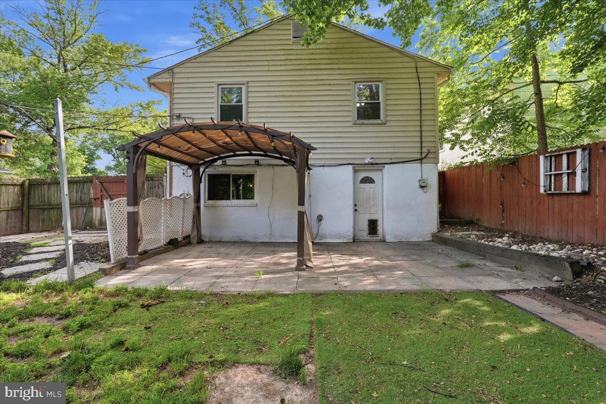 11410 Caroline Avenue photo 31