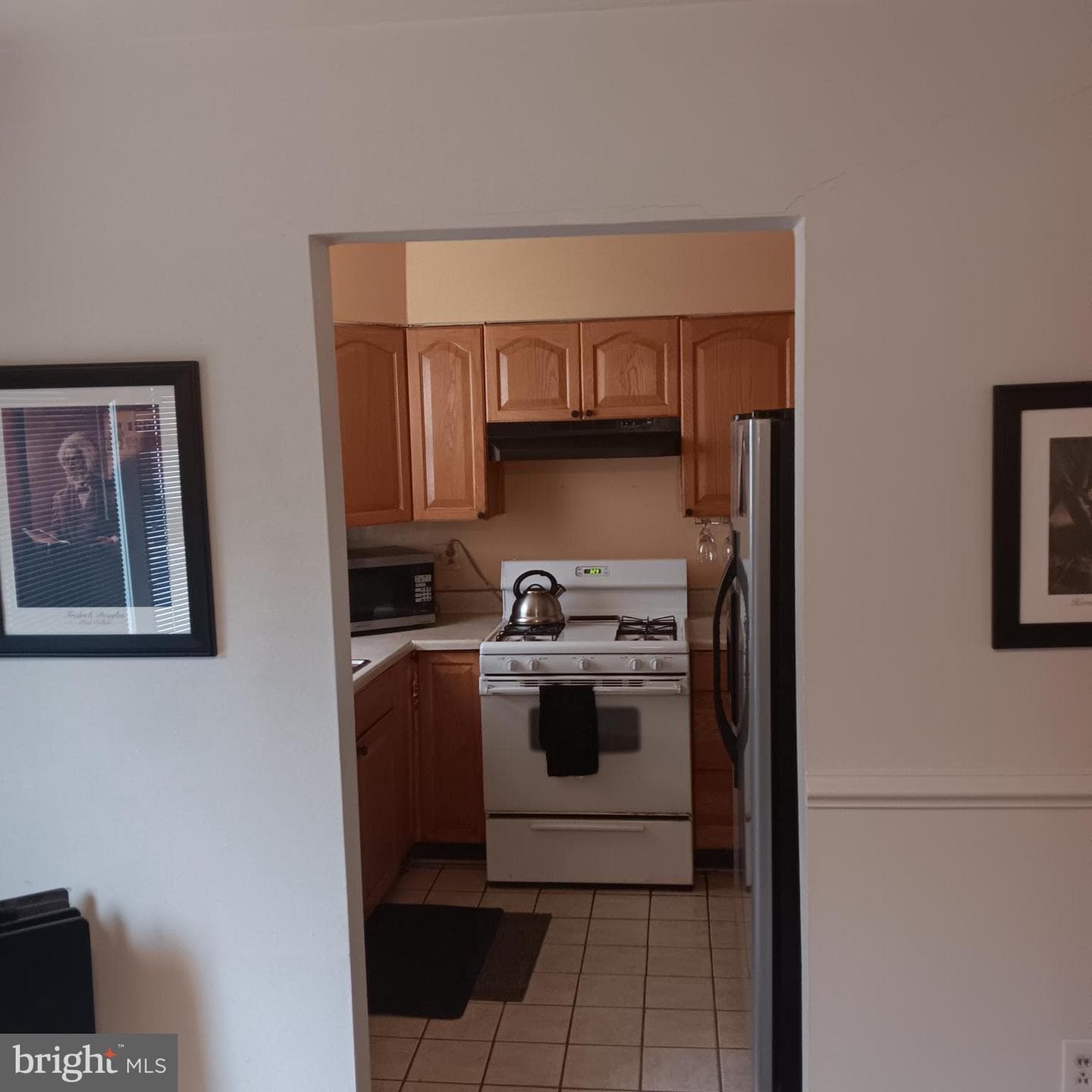 1825 Addison Road S photo 37