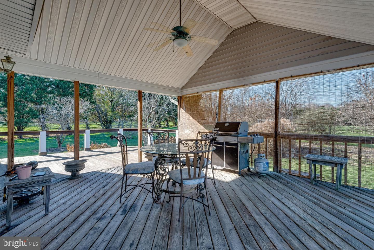 2300 Bermondsey Drive photo 34