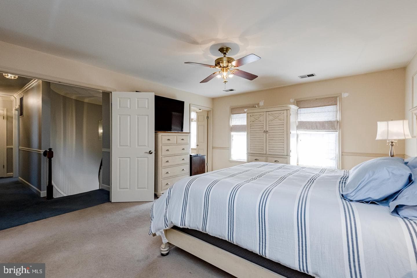 2300 Bermondsey Drive photo 41