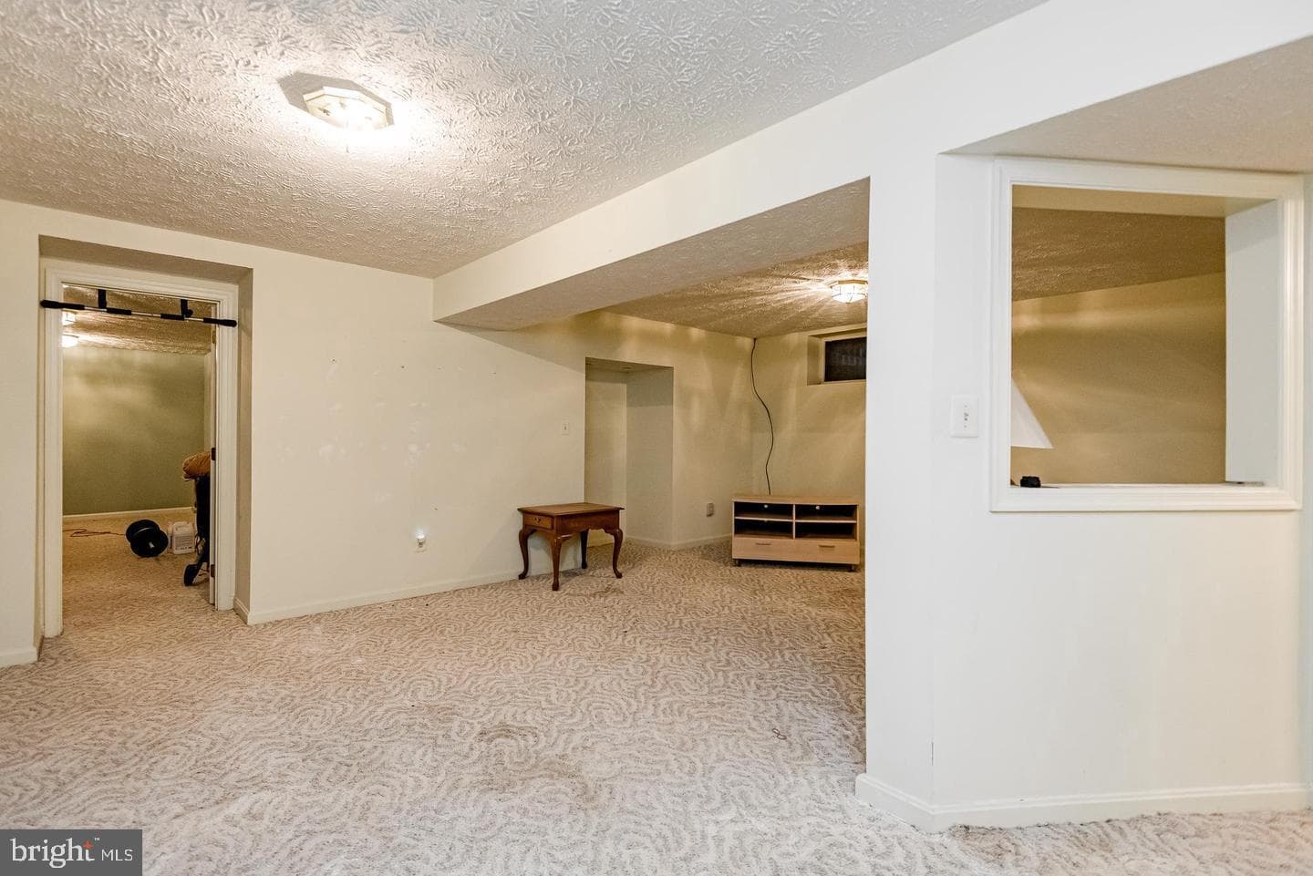 2300 Bermondsey Drive photo 93